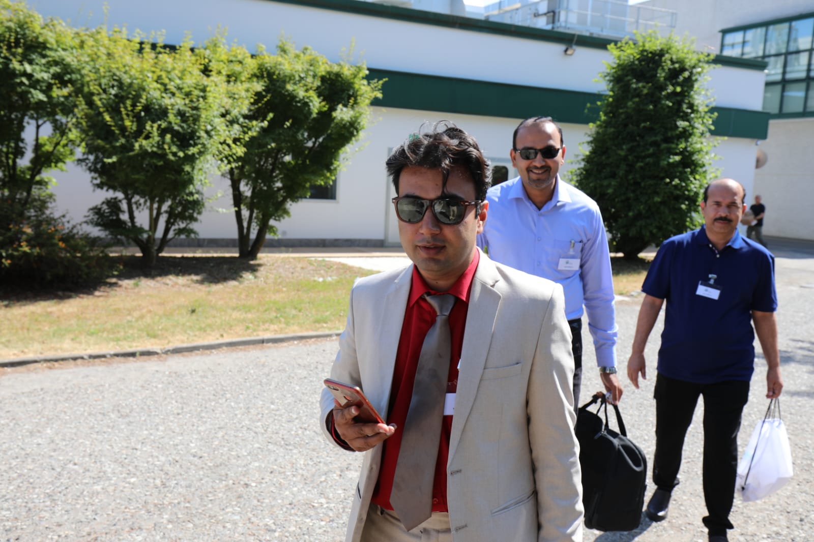international tour of Elcure - 4